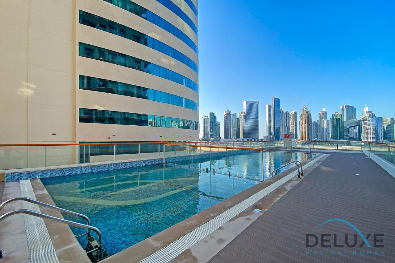 Intimate Studio At Millennium Binghatti Residence Business Bay By Deluxe Holiday Homes Dubai Eksteriør billede