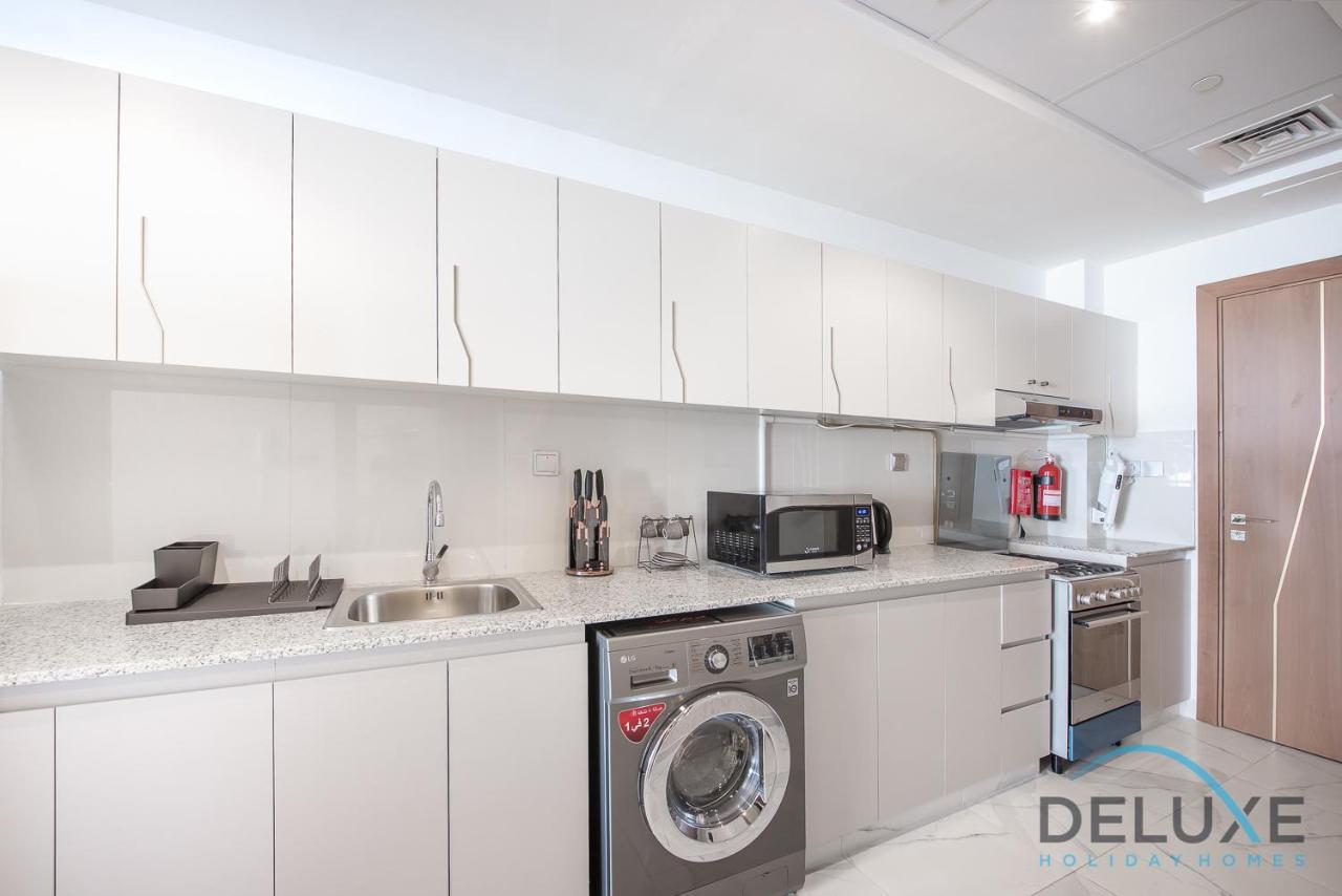 Intimate Studio At Millennium Binghatti Residence Business Bay By Deluxe Holiday Homes Dubai Eksteriør billede